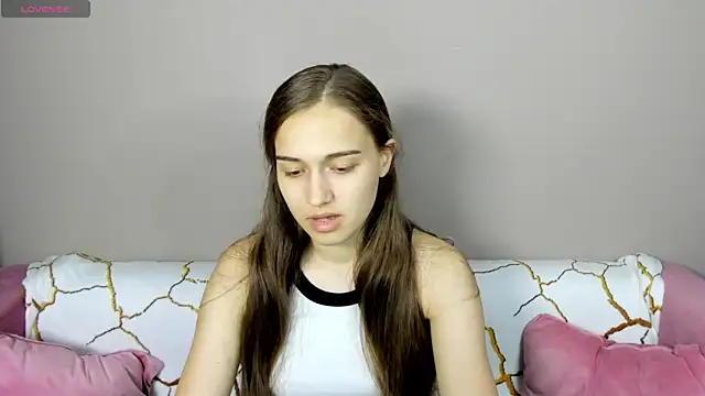 Snapshot of Alisa__Kelly chatting on September 28, 2025, 1:01 am Alisa  Kelly online show from September 28, 2025, 1:01 am