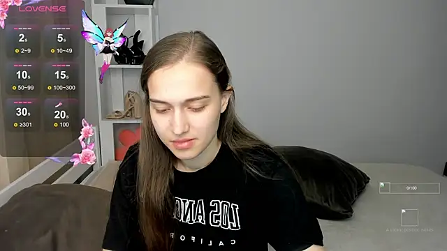 Snapshot of Alisa__Kelly chatting on September 10, 2025, 12:31 am Alisa  Kelly online show from September 10, 2025, 12:31 am