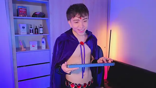 Snapshot of onlinenico chatting on October 24, 2025, 8:08 pm onlinenico online show from October 24, 2025, 8:08 pm