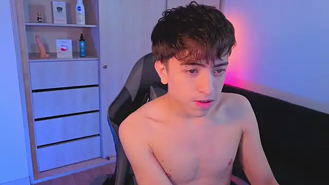 Snapshot of onlinenico chatting on October 2, 2025, 8:01 pm onlinenico online show from October 2, 2025, 8:01 pm