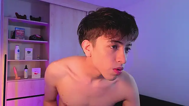 Snapshot of onlinenico chatting on September 18, 2025, 9:07 pm onlinenico online show from September 18, 2025, 9:07 pm