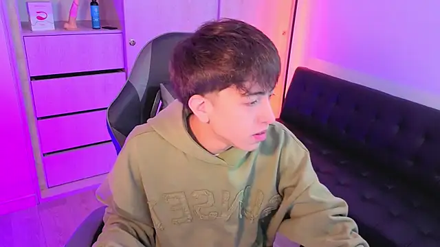 Snapshot of onlinenico chatting on September 26, 2025, 10:05 pm onlinenico online show from September 26, 2025, 10:05 pm