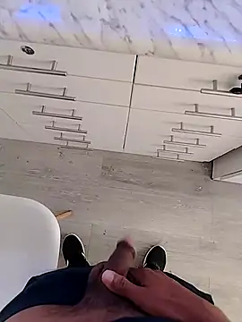 Snapshot of Blackllg chatting on November 11, 2025, 7:08 pm Blackllg online show from November 11, 2025, 7:08 pm