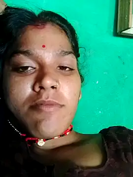 Karinahot33 online show from September 18, 2025, 8:39 am