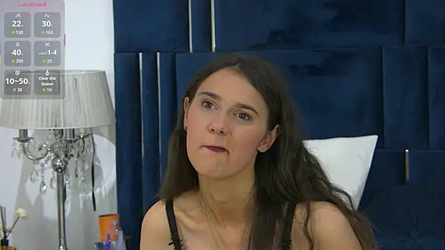 Snapshot of IsaNaughty chatting on September 11, 2025, 7:14 pm IsaNaughty online show from September 11, 2025, 7:14 pm