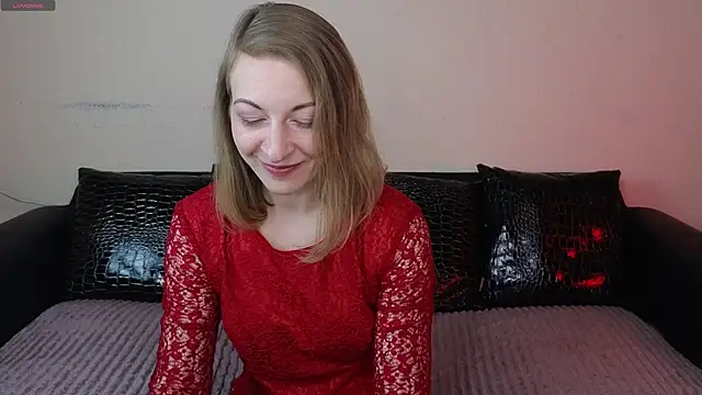 Snapshot of Katherine_Loveau chatting on September 24, 2025, 4:30 am Katherine Loveau online show from September 24, 2025, 4:30 am