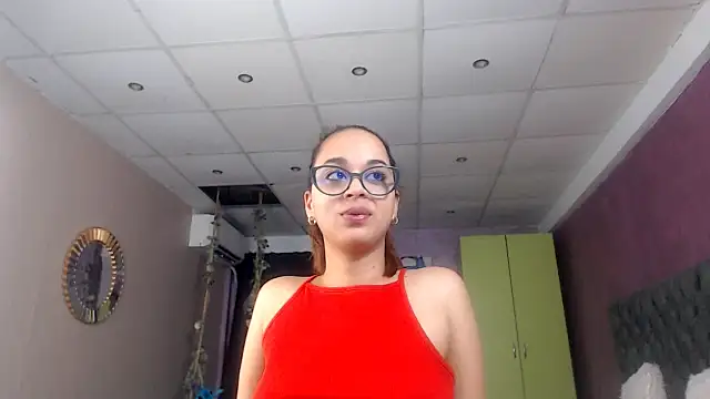 NatalyBonnie online show from October 29, 2025, 6:56 am