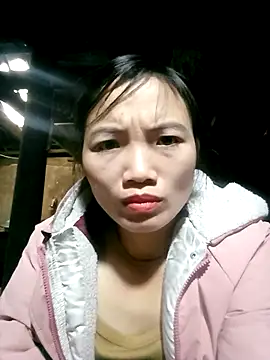 ngan-cute online show from November 15, 2025, 12:25 am