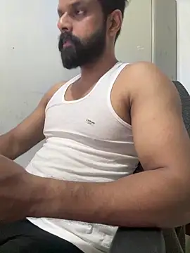 Vineeth3906 online show from April 7, 2026, 3:36 pm