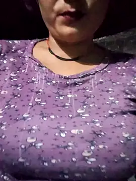 Kavya hot online show from October 18, 2025, 4:53 pm