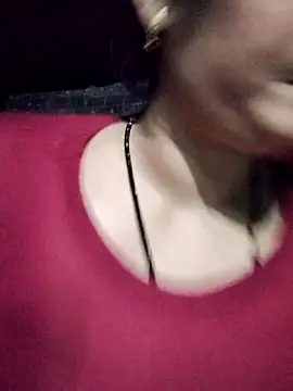 Kavya hot online show from September 28, 2025, 3:19 pm