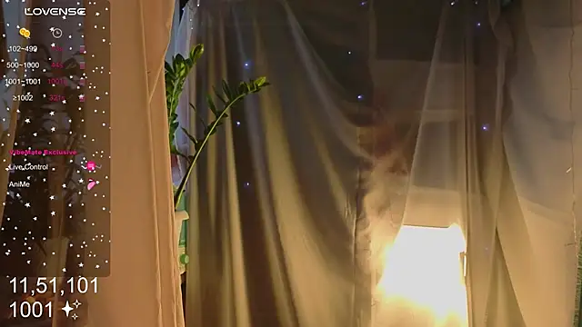 HoneyLem0n online show from October 29, 2025, 3:38 am