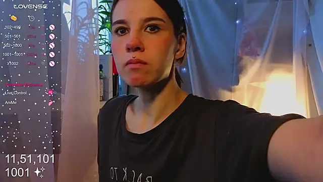 HoneyLem0n online show from November 9, 2025, 4:38 am