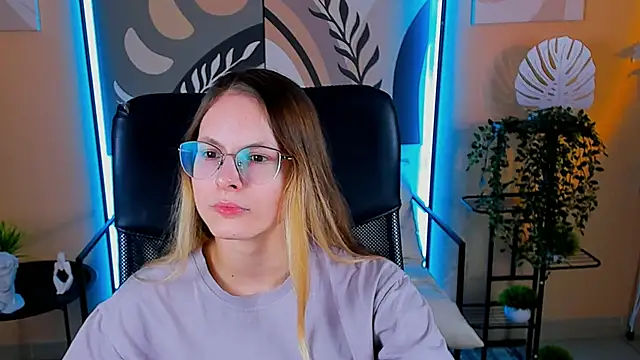 Carrie Rose online show from October 6, 2025, 4:24 am