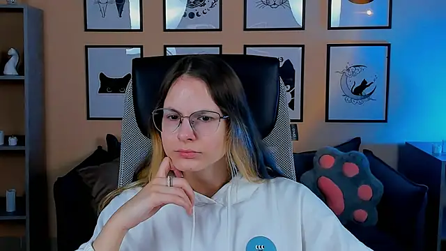 Carrie Rose online show from October 2, 2025, 4:16 am