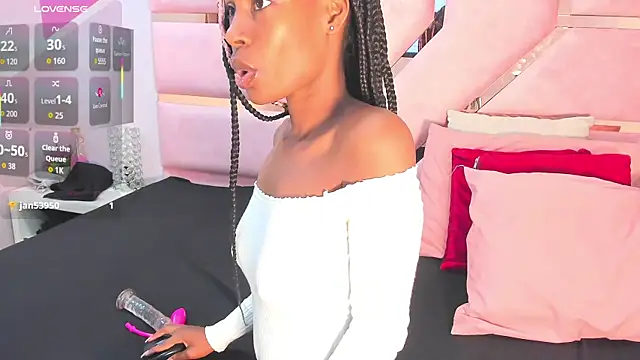 Snapshot of Cattaleyyaxxx chatting on October 3, 2025, 11:23 am Cattaleyyaxxx online show from October 3, 2025, 11:23 am