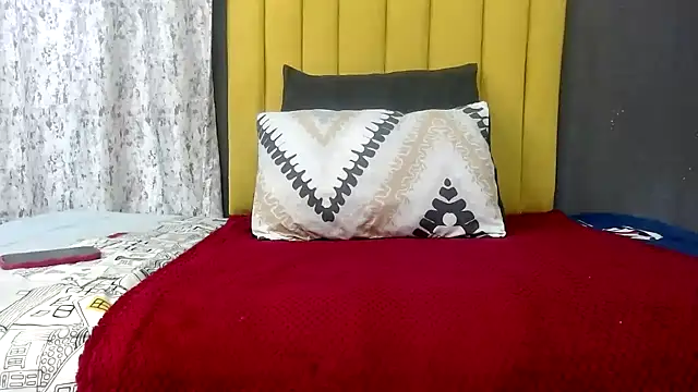 Snapshot of Tallatoya chatting on September 17, 2025, 9:39 pm Tallatoya online show from September 17, 2025, 9:39 pm