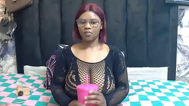 Snapshot of SexyBaddieXXX chatting on June 11, 2026, 4:37 pm SexyBaddieXXX online show from June 11, 2026, 4:37 pm