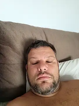 robertinio07 online show from September 11, 2025, 7:19 am