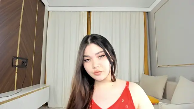 yummmymommy online show from October 26, 2025, 2:17 pm