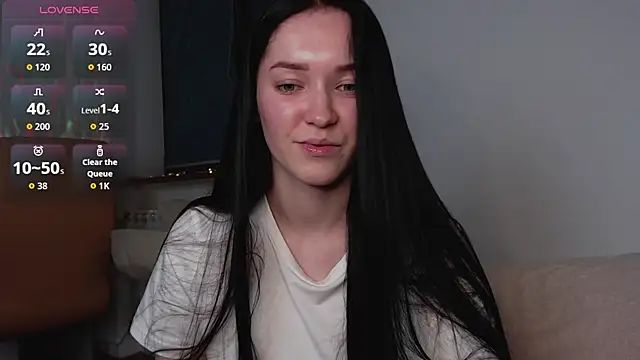 Snapshot of Veliora chatting on October 29, 2025, 4:17 pm Veliora online show from October 29, 2025, 4:17 pm