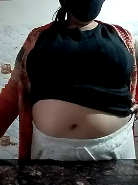 Rakhi sawant143 online show from January 17, 2026, 2:37 am