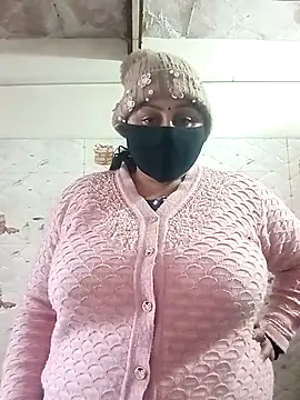 Rakhi sawant143 online show from February 3, 2026, 2:43 am