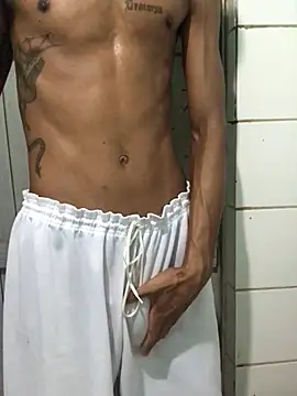 lcsexy45 online show from May 10, 2026, 4:31 pm