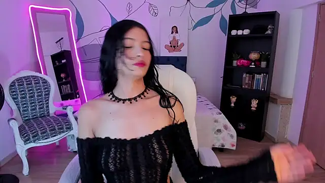 Mia Clay1 online show from February 20, 2026, 8:22 pm