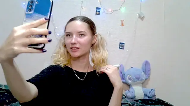 Snapshot of _kikiclark__ chatting on September 24, 2025, 8:48 pm kikiclark online show from September 24, 2025, 8:48 pm