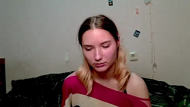 Snapshot of _kikiclark__ chatting on October 16, 2025, 8:50 pm kikiclark online show from October 16, 2025, 8:50 pm