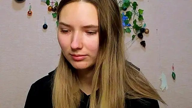  kikiclark   online show from February 1, 2026, 6:17 pm