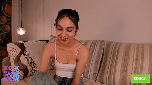 MeiFrock online show from September 30, 2025, 4:35 pm