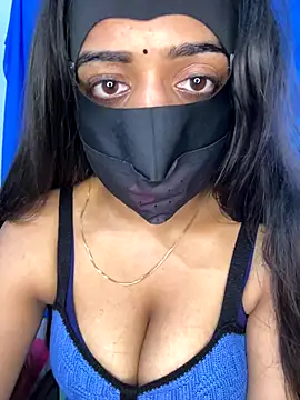 Snapshot of DesiSexyMonika chatting on October 5, 2025, 10:06 am DesiSexyMonika online show from October 5, 2025, 10:06 am