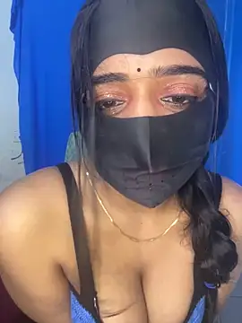 Snapshot of DesiSexyMonika chatting on September 18, 2025, 7:00 am DesiSexyMonika online show from September 18, 2025, 7:00 am