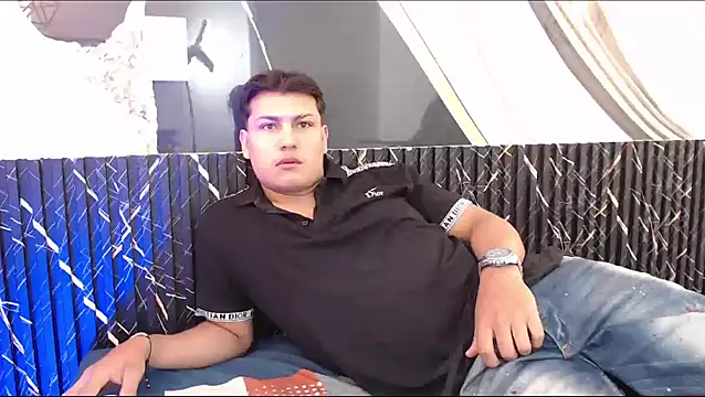 ActiSain online show from September 23, 2025, 1:07 pm