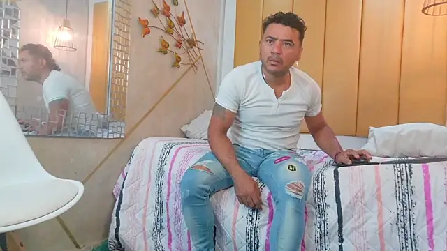 alphakongX online show from September 19, 2025, 11:14 am