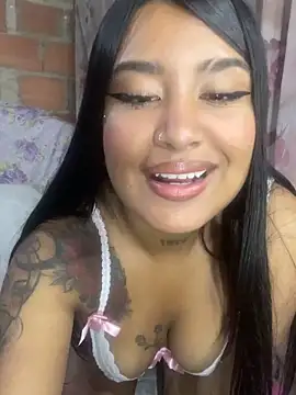 Snapshot of Caty__hot chatting on October 8, 2025, 3:41 am Caty hot online show from October 8, 2025, 3:41 am