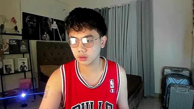 mightyhotcock online show from September 15, 2025, 6:14 am