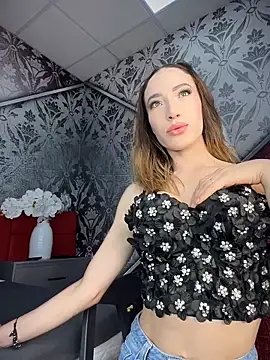 SweetieSinXXX online show from April 9, 2026, 3:40 pm