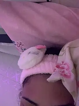 luluzinhax online show from January 17, 2026, 2:48 am