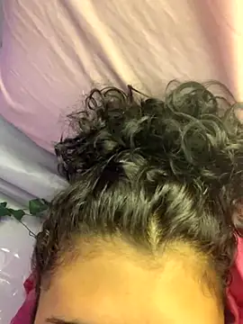 Snapshot of luluzinhax chatting on October 19, 2025, 12:08 pm luluzinhax online show from October 19, 2025, 12:08 pm