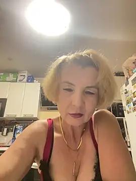 VasylynaLove421 online show from September 8, 2025, 6:29 pm