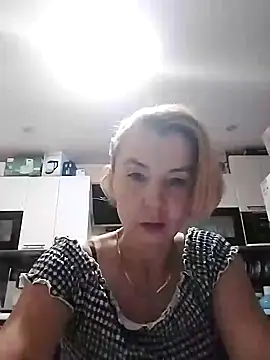 VasylynaLove421 online show from September 11, 2025, 7:25 pm