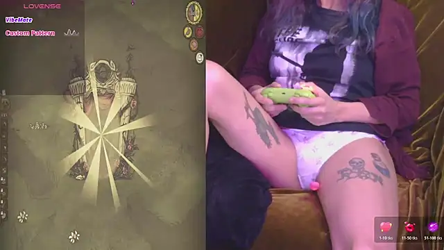 mmmminaDarling online show from April 14, 2026, 5:12 am