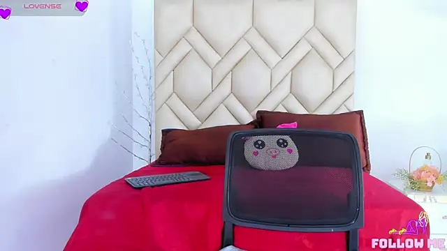 Snapshot of sexy_thin_anastasia chatting on October 3, 2025, 6:53 pm sexy thin anastasia online show from October 3, 2025, 6:53 pm