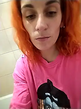  Pipi  online show from March 31, 2026, 11:18 pm