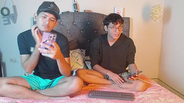 Snapshot of logan_willyams_ chatting on October 30, 2025, 4:00 am logan willyams online show from October 30, 2025, 4:00 am