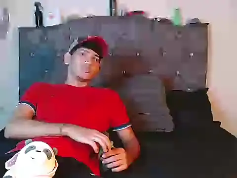 Snapshot of logan_willyams_ chatting on September 20, 2025, 12:37 am logan willyams online show from September 20, 2025, 12:37 am