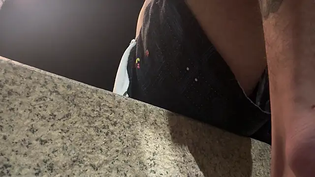 chrisalmeid  online show from February 16, 2026, 7:29 am